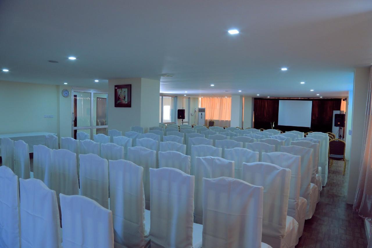 King & Queen Hotel Monywa Eksteriør billede