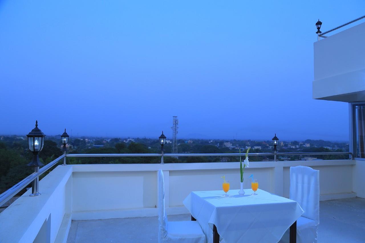 King & Queen Hotel Monywa Eksteriør billede